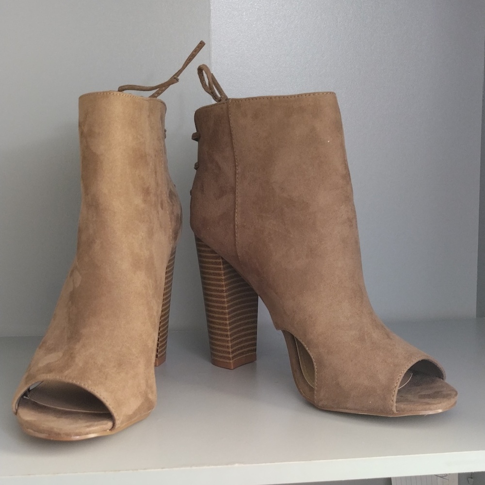 JUST FAB OPEN TOE SHOES